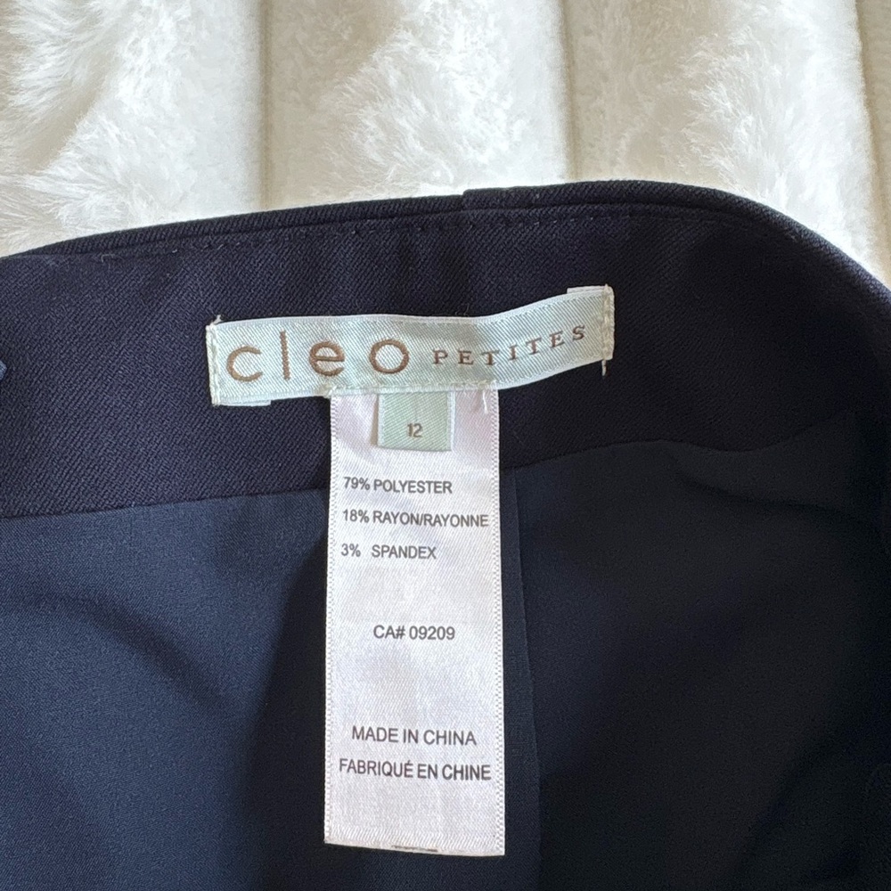 Elegant Navy Blue Pencil Skirt - Picture 5 of 6
